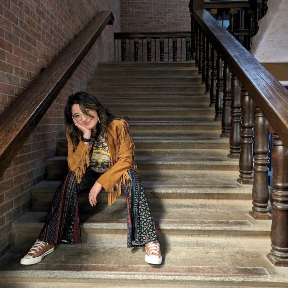 Meet your Posher, Miriam